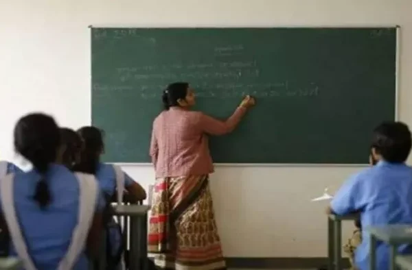 बांका में शिक्षक नववर्ष उल्लंघन पर कार्रवाई