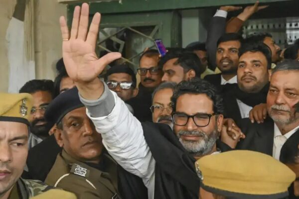 प्रशांत किशोर के अनशन के छठे दिन उनकी तबीयत बिगड़ी, ICU में भर्ती